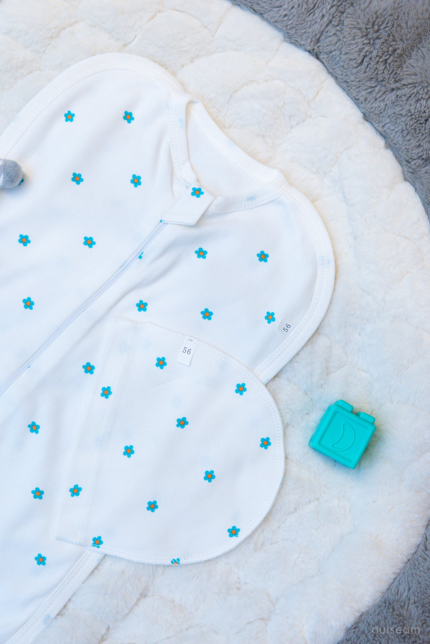 Outseam Newborn Sleep Cocoon Flower — detail view 3